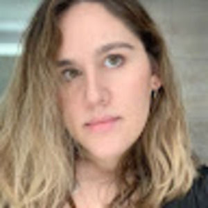 Meet your Posher, Caroline